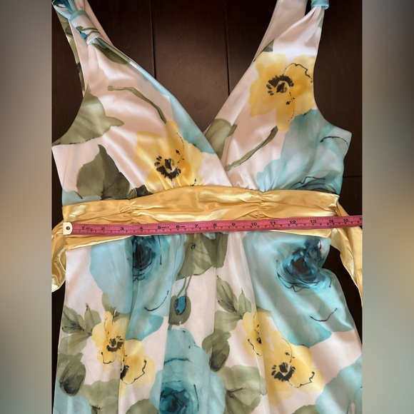 Jolie Summer Floral Dress with Ribbon Sash Size 10 - Picture 6 of 11